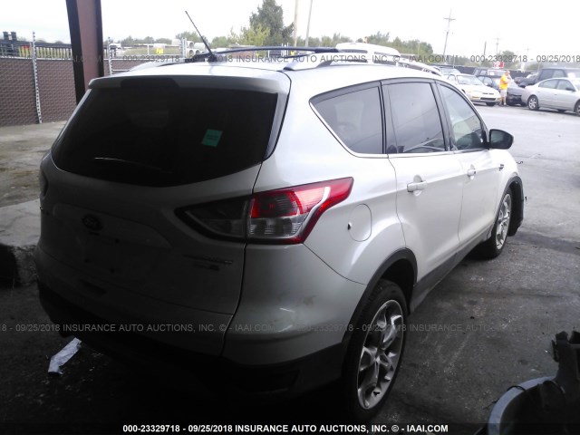 1FMCU9J92DUC45086 - 2013 FORD ESCAPE TITANIUM WHITE photo 4