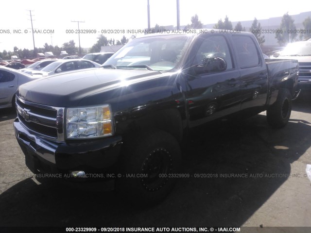 3GCPCSE02BG357169 - 2011 CHEVROLET SILVERADO C1500 LT BLACK photo 2