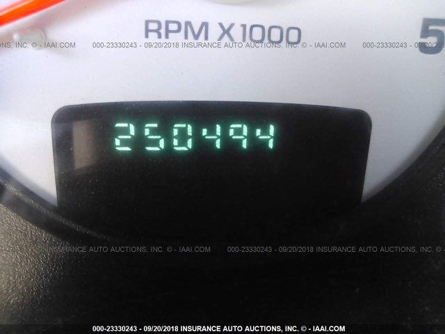 3D7KU28C34G189905 - 2004 DODGE RAM 2500 ST/SLT 银色 照片 7