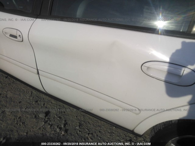 1FAFP56S01A294741 - 2001 FORD TAURUS SEL WHITE photo 6