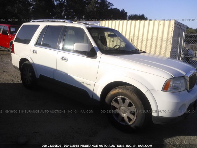 5LMFU27R54LJ42193 - 2004 LINCOLN NAVIGATOR Blanc photo 1