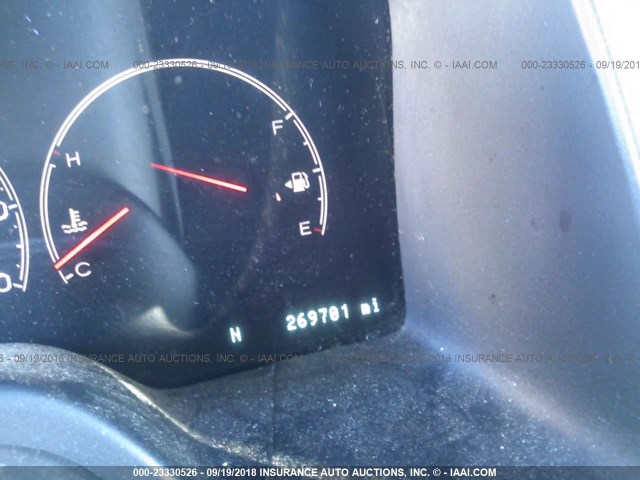 5LMFU27R54LJ42193 - 2004 LINCOLN NAVIGATOR Blanc photo 7