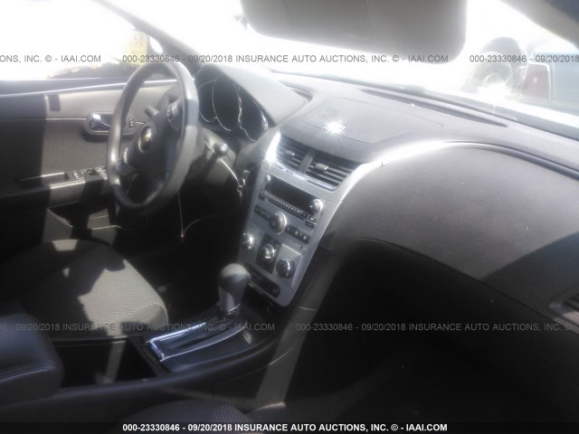 1G1ZC5E18BF153800 - 2011 CHEVROLET MALIBU 1LT SILVER photo 5