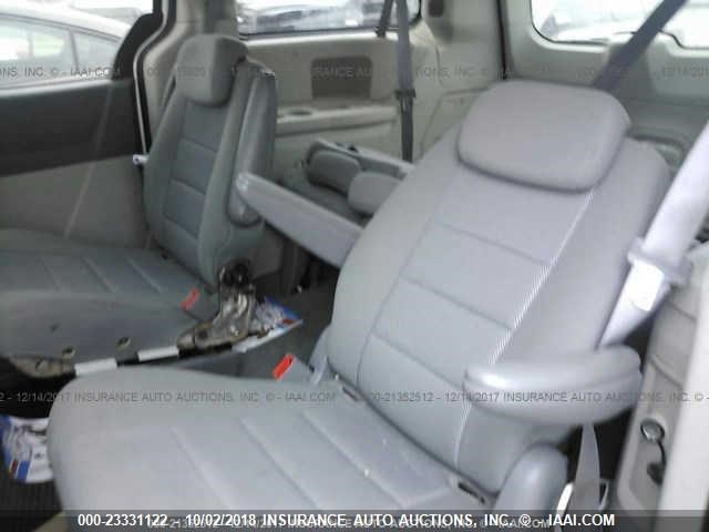 1D8HN44HX8B184795 - 2008 DODGE GRAND CARAVAN SE WHITE photo 8