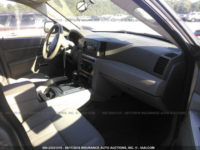 1J4GS48K26C187863 - 2006 JEEP GRAND CHEROKEE LAREDO/COLUMBIA/FREEDOM 灰色 照片 5