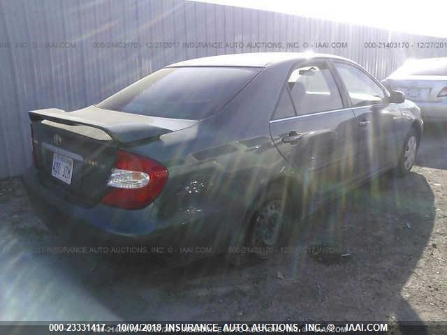 JTDBE32K230172013 - 2003 TOYOTA CAMRY LE/XLE GREEN photo 4