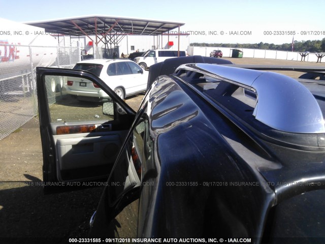 5LMFU27R94LJ33917 - 2004 LINCOLN NAVIGATOR BLACK photo 6