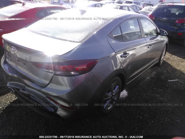 5NPD84LF4JH338846 - 2018 HYUNDAI ELANTRA SEL/VALUE/LIMITED GRAY photo 4