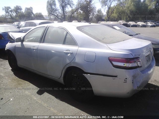4T1BF3EK1AU017480 - 2010 TOYOTA CAMRY SE/LE/XLE 银色 照片 3
