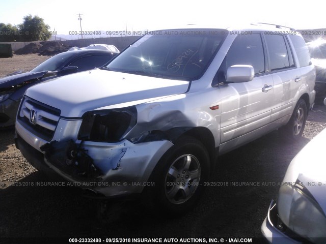 5FNYF18308B055535 - 2008 HONDA PILOT SE SILVER photo 2