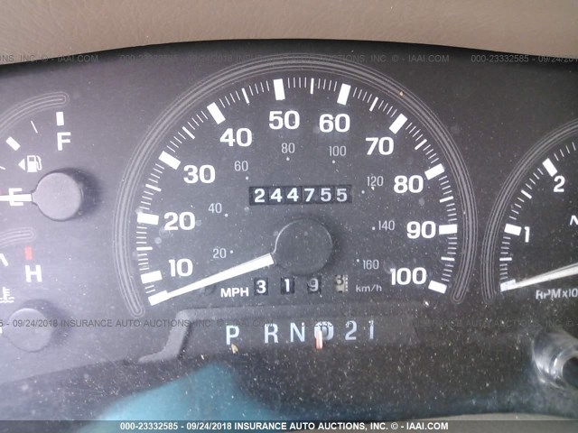 5LMPU28LXWLJ32065 - 1998 LINCOLN NAVIGATOR Schwarz Foto 7