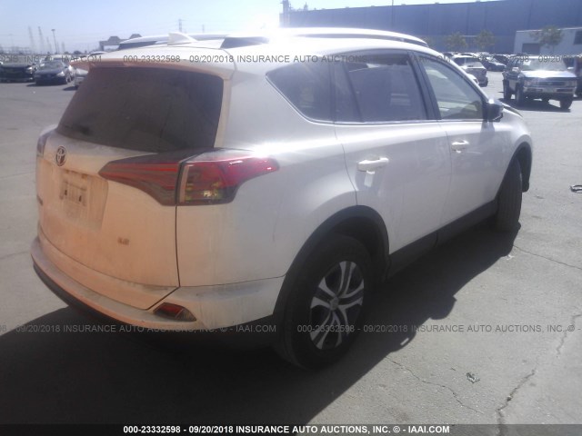 JTMZFREV5GJ074520 - 2016 TOYOTA RAV4 LE WHITE photo 4