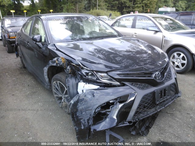 JTNB11HK2J3050976 - 2018 TOYOTA CAMRY L/LE/XLE/SE/XSE BLACK photo 6