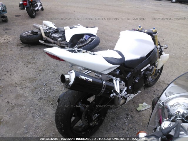 JS1GN7CAX42108837 - 2004 SUZUKI GSX-R600 K WHITE photo 4