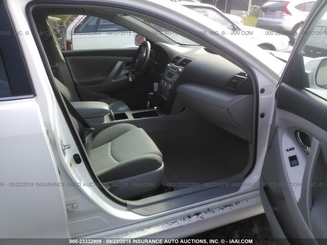 4T1BE46K37U642317 - 2007 TOYOTA CAMRY NEW GENERAT CE/LE/XLE/SE WHITE photo 5
