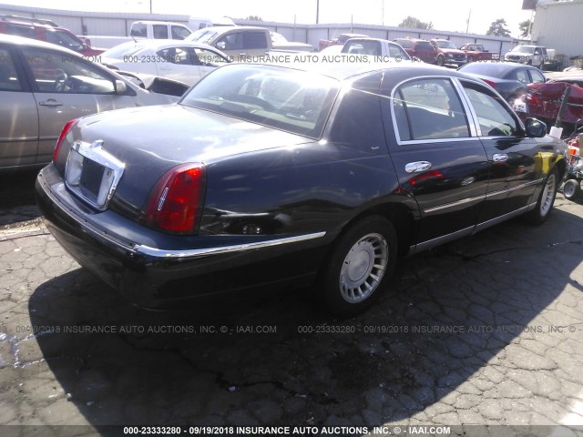 1LNHM81WXYY891464 - 2000 LINCOLN TOWN CAR EXECUTIVE Черный фото 4