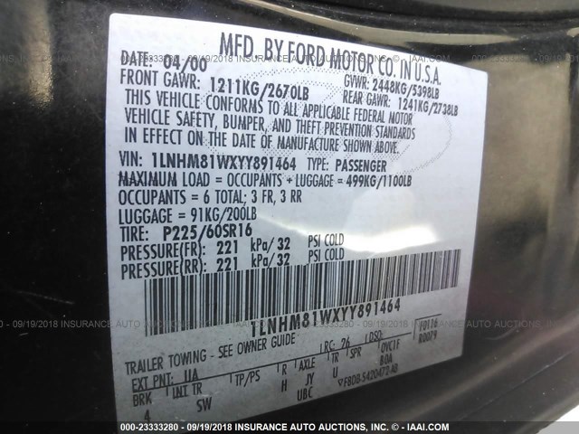 1LNHM81WXYY891464 - 2000 LINCOLN TOWN CAR EXECUTIVE Черный фото 9