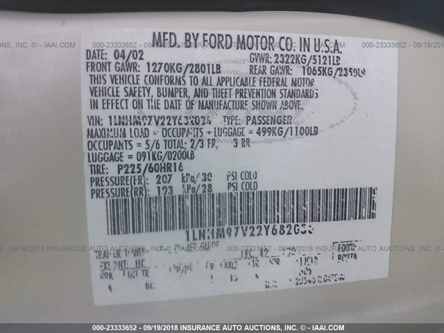 1LNHM97V22Y682036 - 2002 LINCOLN CONTINENTAL  Алтын фото 9