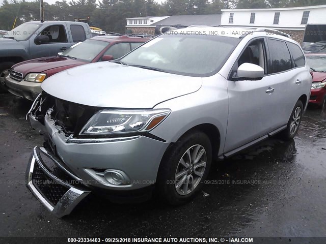 5N1AR2MM2GC648690 - 2016 NISSAN PATHFINDER S/SV/SL/PLATINUM SILVER photo 2