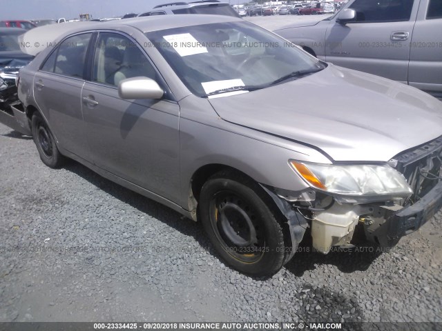 4T1BE46K18U206843 - 2008 TOYOTA CAMRY CE/LE/XLE/SE GOLD photo 1