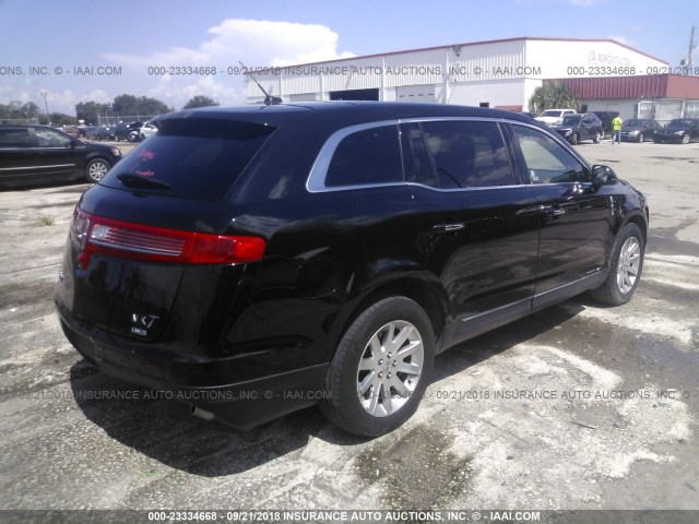 2LMHJ5NK6HBL00921 - 2017 LINCOLN MKT BLACK photo 4