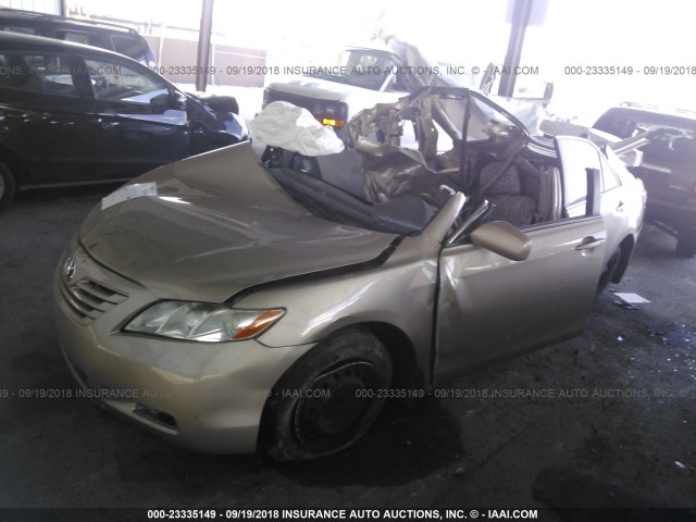 4T4BE46K57R009596 - 2007 TOYOTA CAMRY NEW GENERAT CE/LE/XLE/SE TAN photo 2