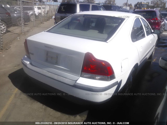 YV1RS64A142349681 - 2004 VOLVO S60 Ақ фото 4