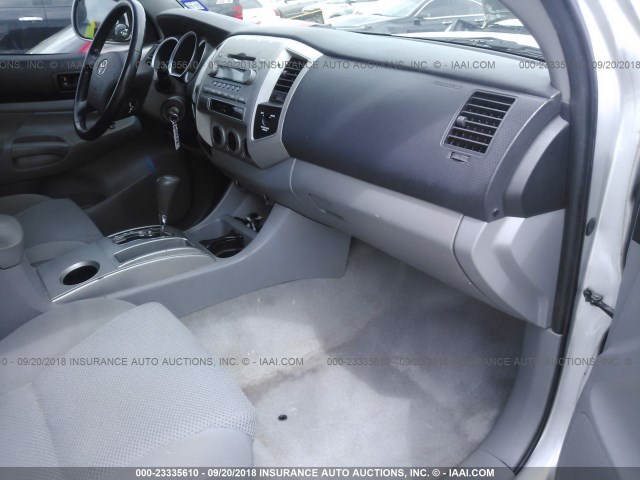 5TEUU42N48Z561951 - 2008 TOYOTA TACOMA ACCESS CAB Күміс фото 5
