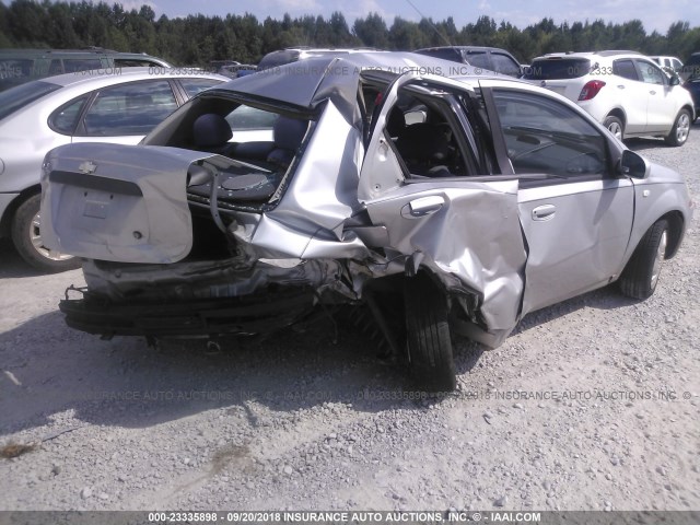 KL1TD56666B661868 - 2006 CHEVROLET AVEO LS SILVER photo 4