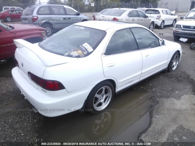 JH4DB8592YS000517 - 2000 ACURA INTEGRA GSR WHITE photo 4