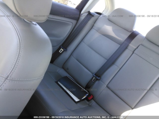 WVWAD63B65P042020 - 2005 VOLKSWAGEN PASSAT GLS GRAY photo 8