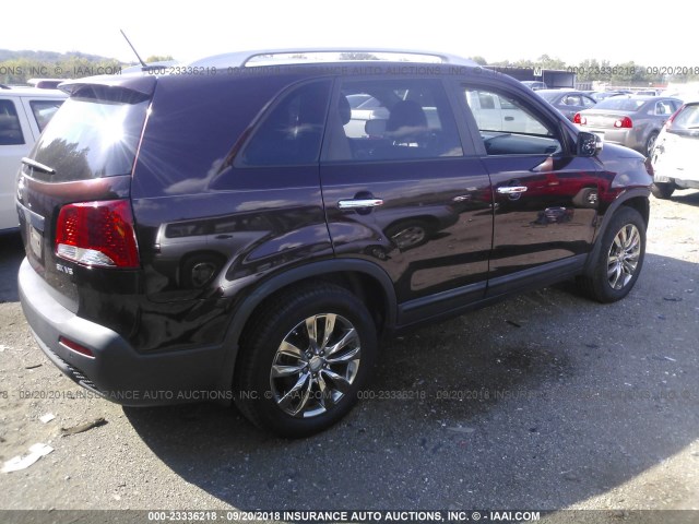 5XYKU4A23BG069914 - 2011 KIA SORENTO EX BURGUNDY photo 4