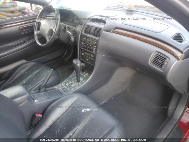 2T1FF22PX1C839272 - 2001 TOYOTA CAMRY SOLARA SE/SLE RED photo 5