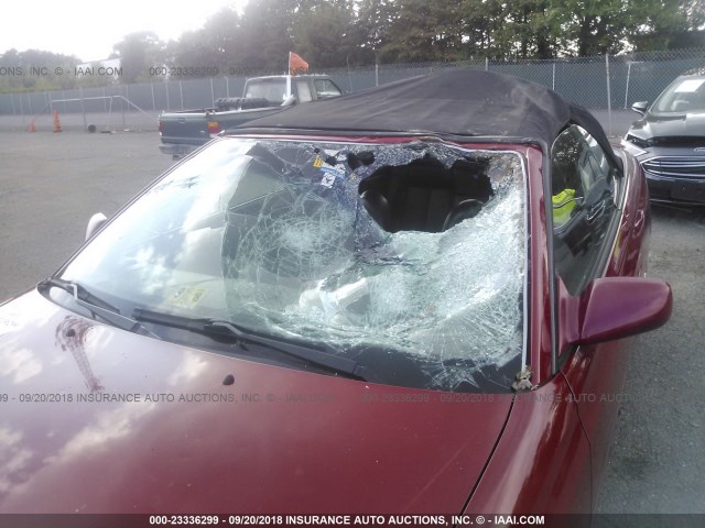 2T1FF22PX1C839272 - 2001 TOYOTA CAMRY SOLARA SE/SLE წითელი ფოტო 6