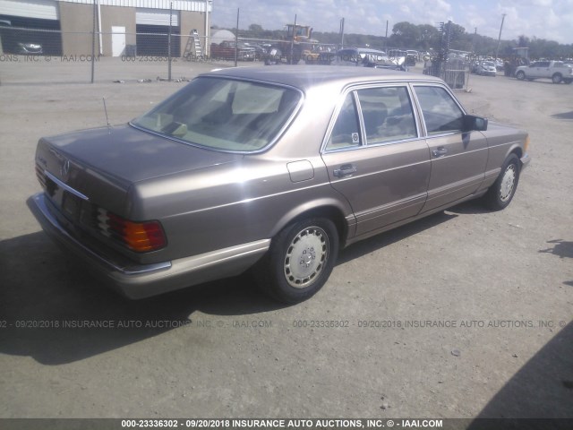 WDBCA25D0MA595819 - 1991 MERCEDES-BENZ 300 SEL BROWN photo 4