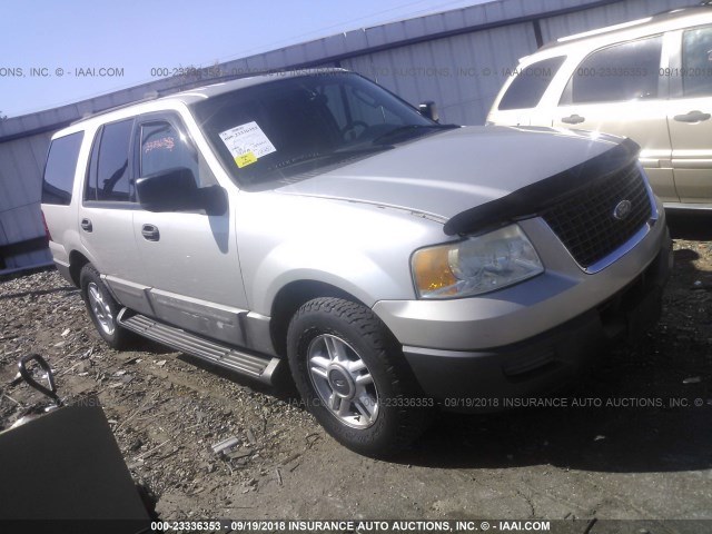 1FMRU13W24LA77440 - 2004 FORD EXPEDITION XLS SILVER photo 1