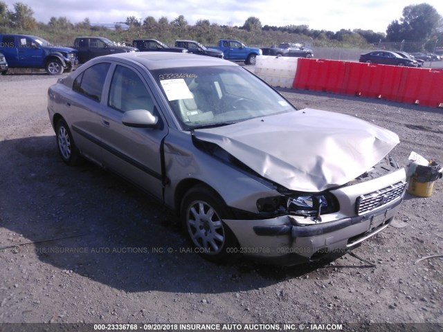 YV1RS61R622170608 - 2002 VOLVO S60 金色 照片 1