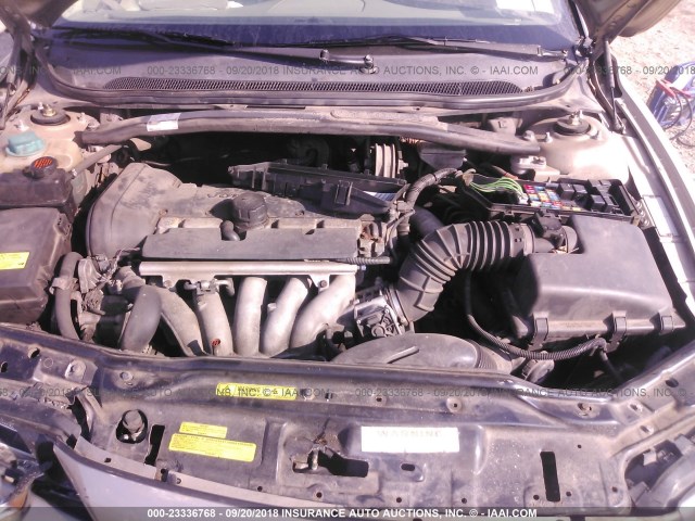 YV1RS61R622170608 - 2002 VOLVO S60 金色 照片 10