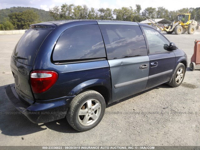 1D4GP45R95B292450 - 2005 DODGE CARAVAN SXT BLUE photo 4