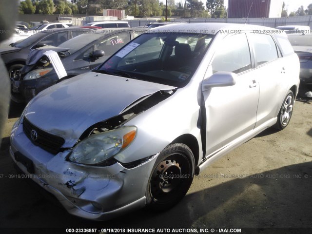 2T1KR32E36C592694 - 2006 TOYOTA COROLLA MATRIX XR SILVER photo 2