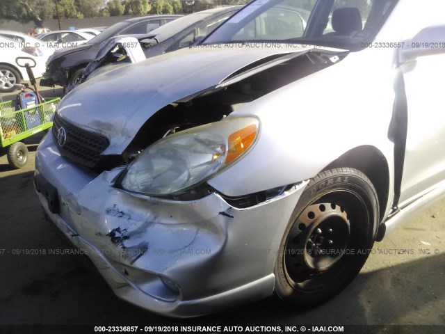 2T1KR32E36C592694 - 2006 TOYOTA COROLLA MATRIX XR SILVER photo 6
