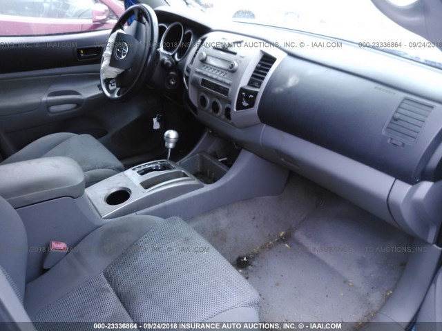 5TEUU42N86Z234952 - 2006 TOYOTA TACOMA ACCESS CAB Blau Foto 5