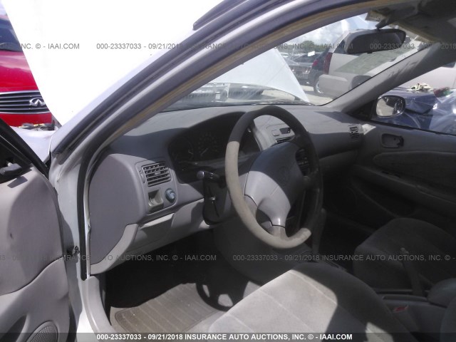 1NXBR12E1XZ188152 - 1999 TOYOTA COROLLA VE/CE/LE 银色 照片 5