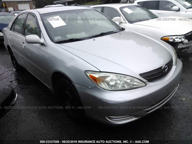 4T1BE32K94U805502 - 2004 TOYOTA CAMRY LE/XLE/SE SILVER photo 1