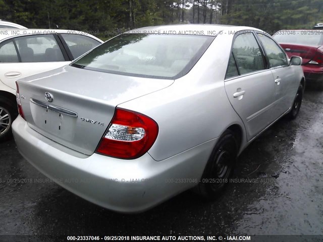 4T1BE32K94U805502 - 2004 TOYOTA CAMRY LE/XLE/SE SILVER photo 4