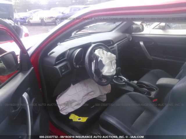 JTKJF5C75E3086980 - 2014 TOYOTA SCION TC 红色 照片 5