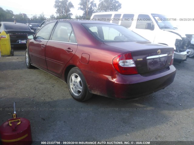 4T1BF30K32U006618 - 2002 TOYOTA CAMRY LE/XLE/SE MAROON photo 3