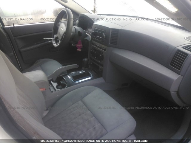 1J4GR48KX6C294302 - 2006 JEEP GRAND CHEROKEE LAREDO/COLUMBIA/FREEDOM 白色 照片 5