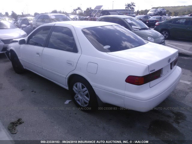 4T1BG22K0YU738430 - 2000 TOYOTA CAMRY CE/LE/XLE 白色 照片 3