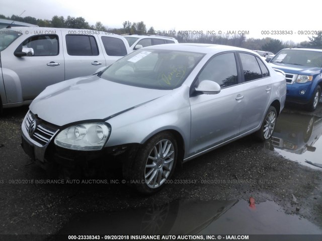 3VWRJ71K58M188632 - 2008 VOLKSWAGEN JETTA WOLFSBURG 银色 照片 2